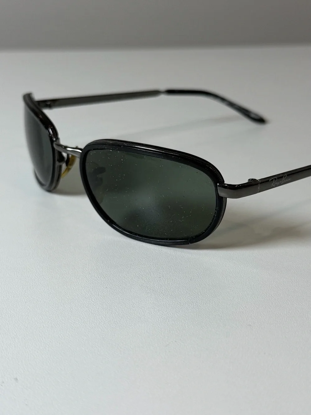 Ray-Ban Vintage RB3047 Made in Italy Black Frame Sunglasses with Green Lenses